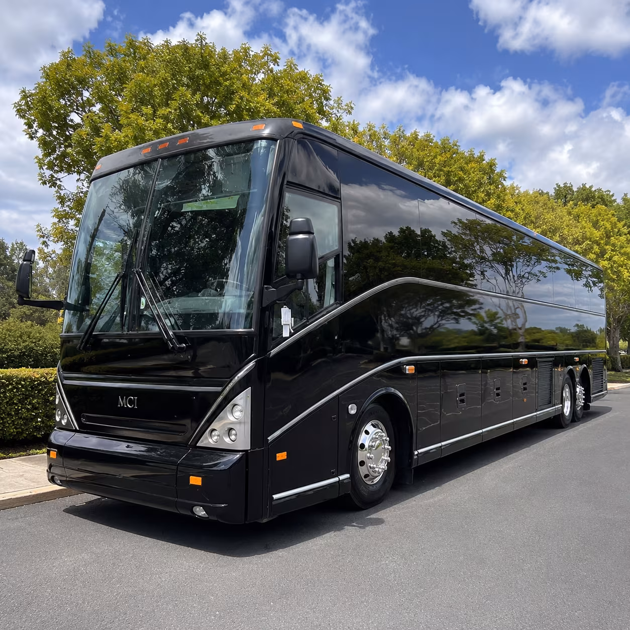 hampton roads concerts and sporting events are easier with a bus