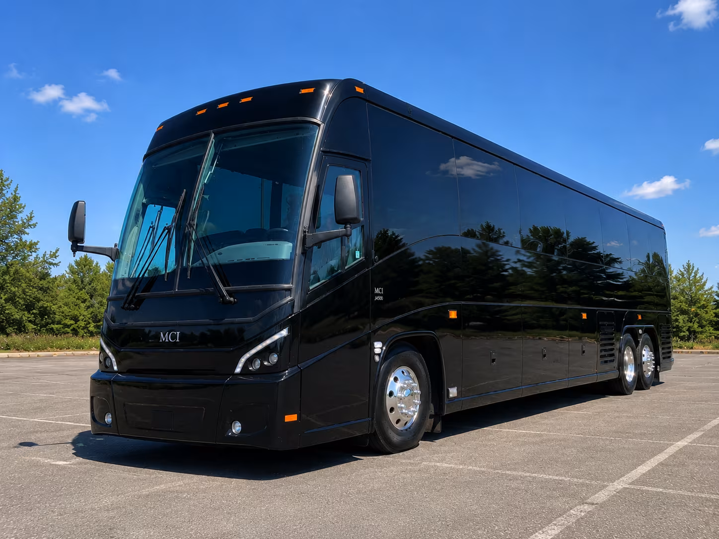 newport news charter bus hero 3