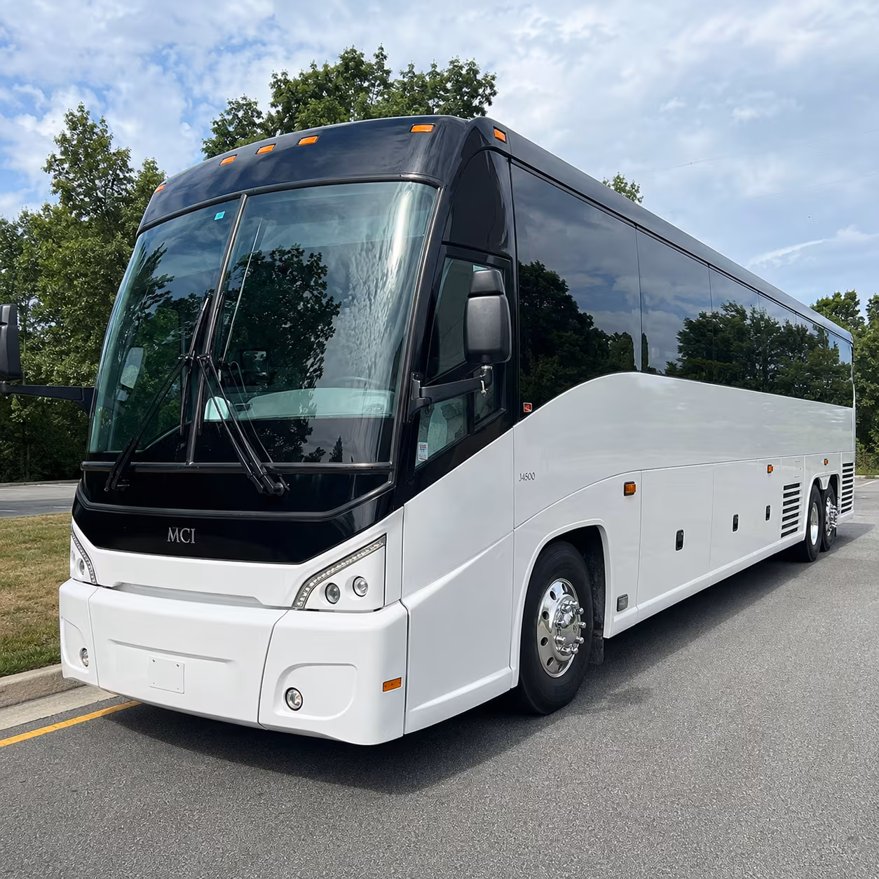whatever show brings you to virginia beach a bus makes the run easy